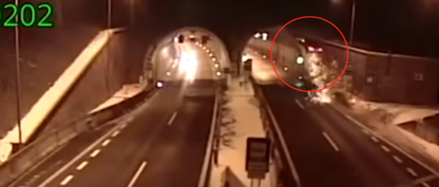 tunnel spinning car - featured